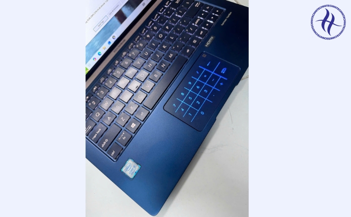 ASUS ZENBOOK UX333 I5